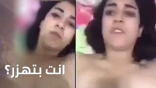 هل تضحك؟ فتاة مصرية تتفاجأ حبيبها يلتقط صوراً معها - arab sex