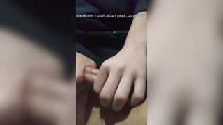 سالب خدران: لقاء مثير مع عالم سكس شواذ - عرب سيكس